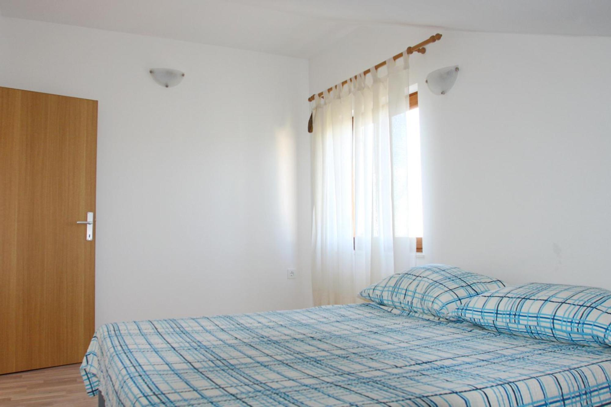 Apartments Vrvilo Rogoznica  Rum bild